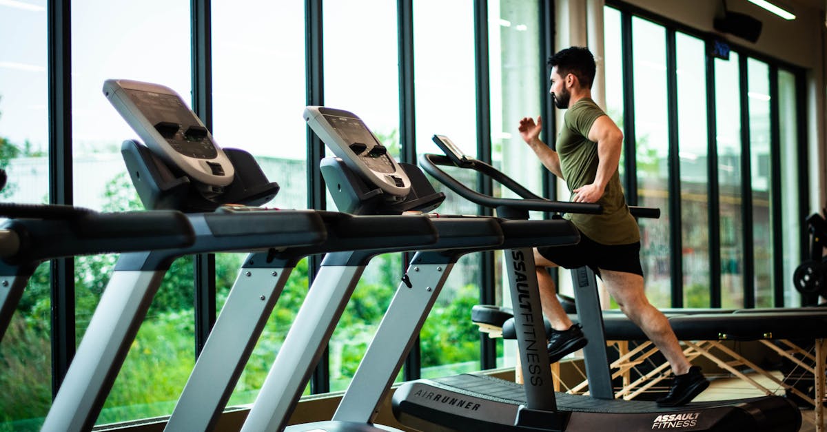 How to Choose the Right Commercial Treadmill for Your Fitness Centre